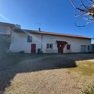 Chez Paul Hébergement de vacances Saint-Jean-de-Thurigneux